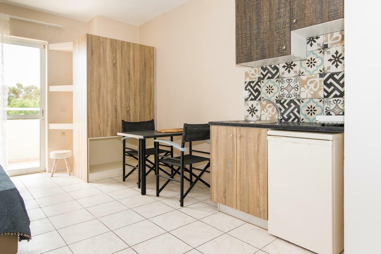 Silver Sun Studios & Apartments มาเลีย ภายนอก รูปภาพ